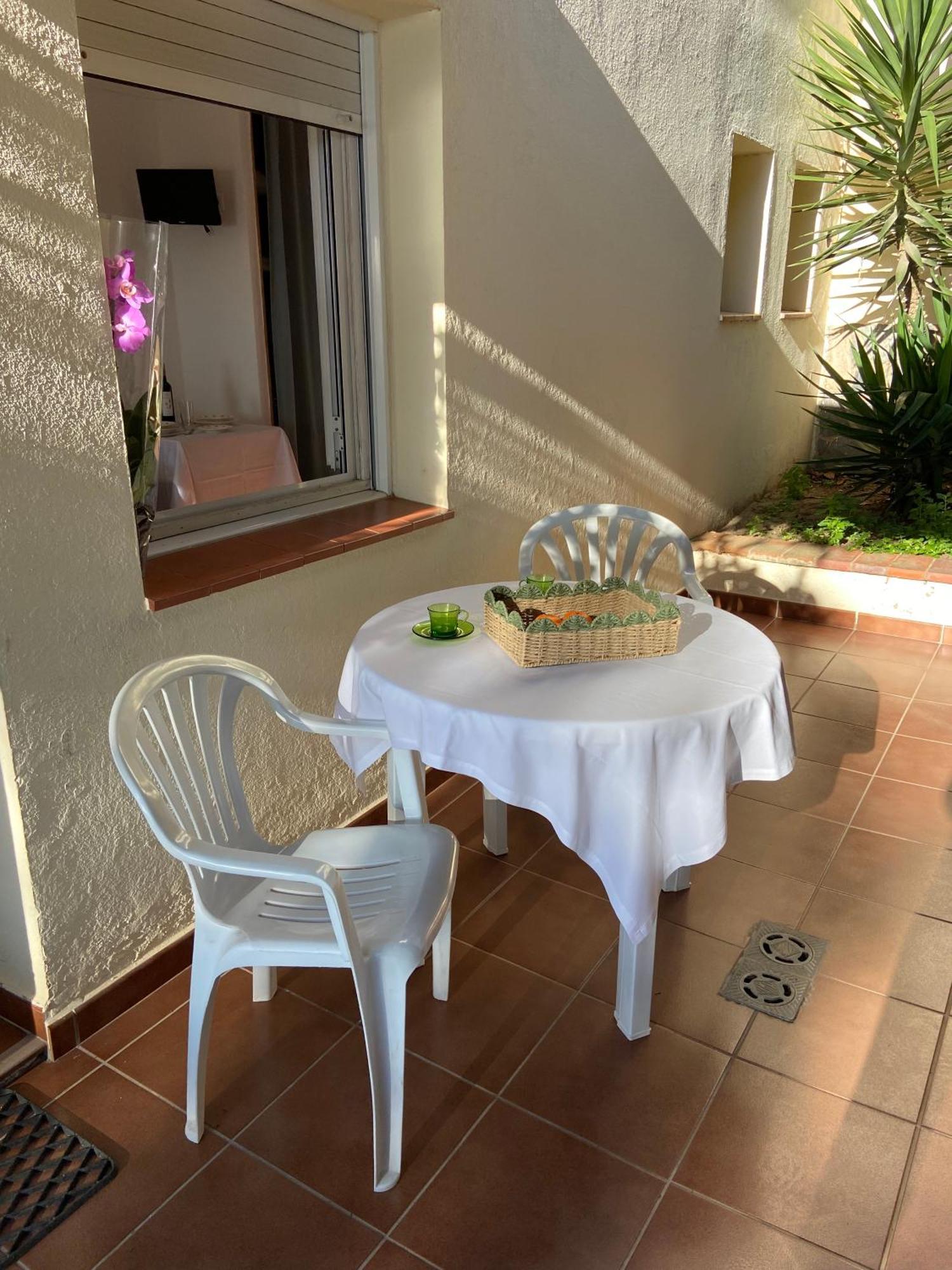 Appartement Veuras El Mar - Madrague Beach Studio 24 Roses